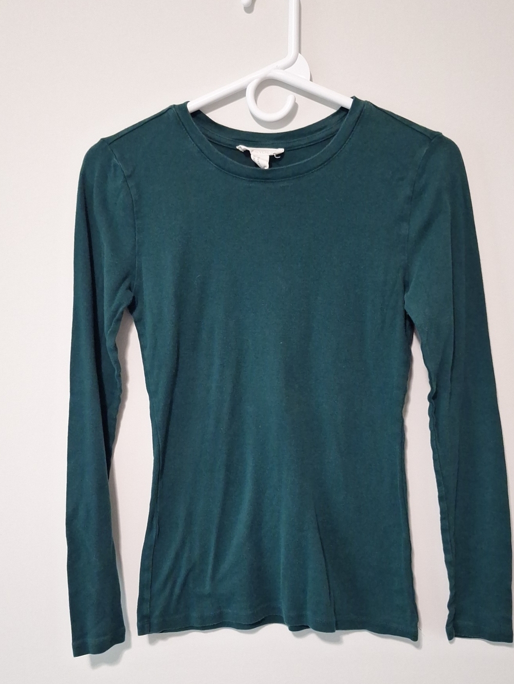 Forever 21 Long Sleeve Crew Neck Top - Green
